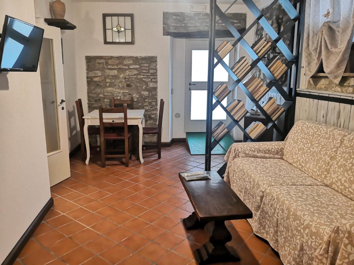 Il Torrione Bed & Breakfast Кастильоне дел Лаго Екстериор снимка