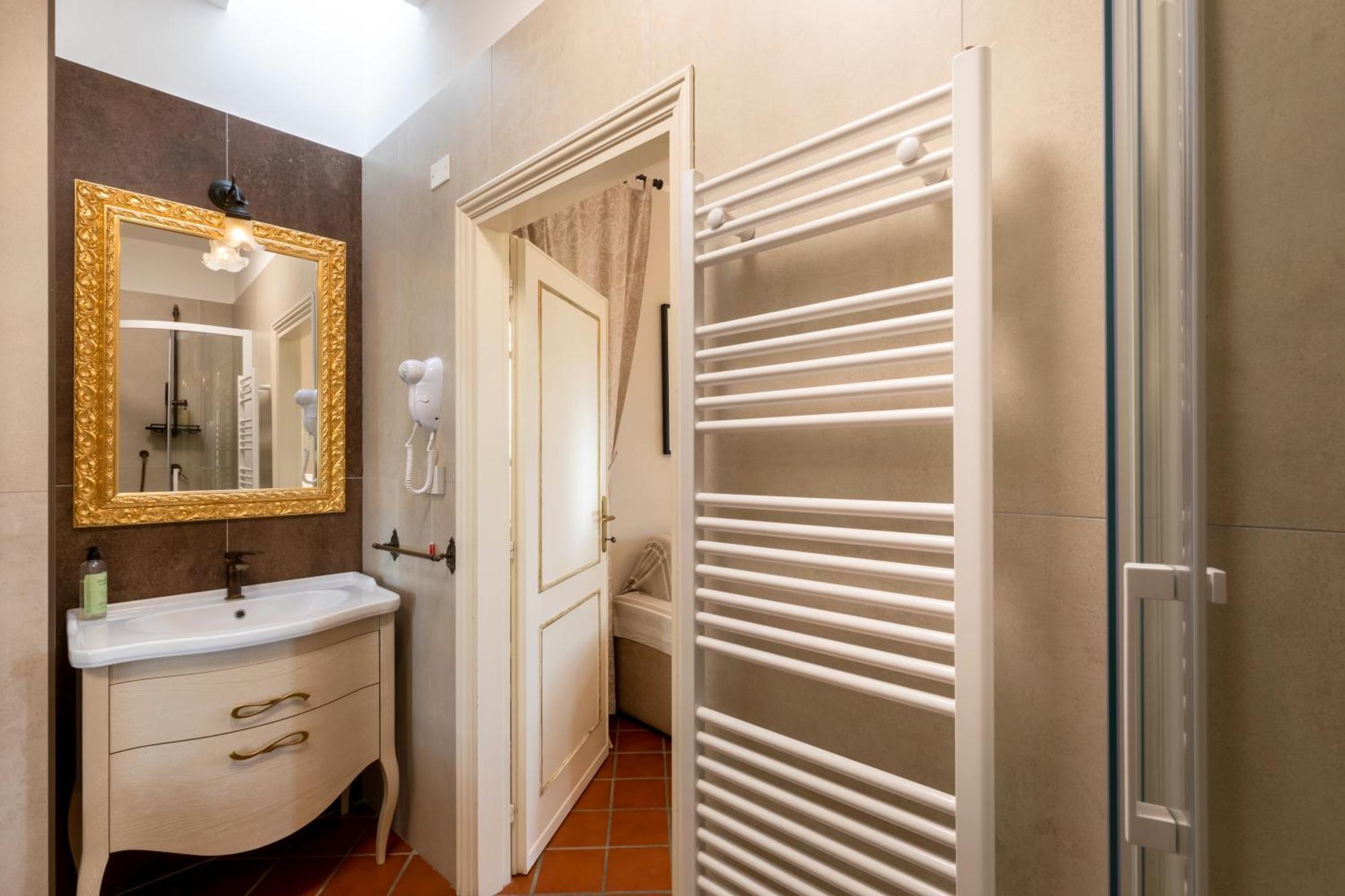 Il Torrione Bed & Breakfast Кастильоне дел Лаго Екстериор снимка